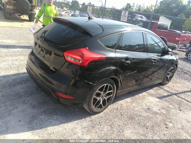 Ford FOCUS SE 2015 1FADP3K25FL278130 Image 5