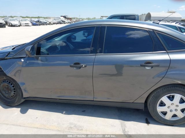 1FADP3E2XHL253934 Ford FOCUS S