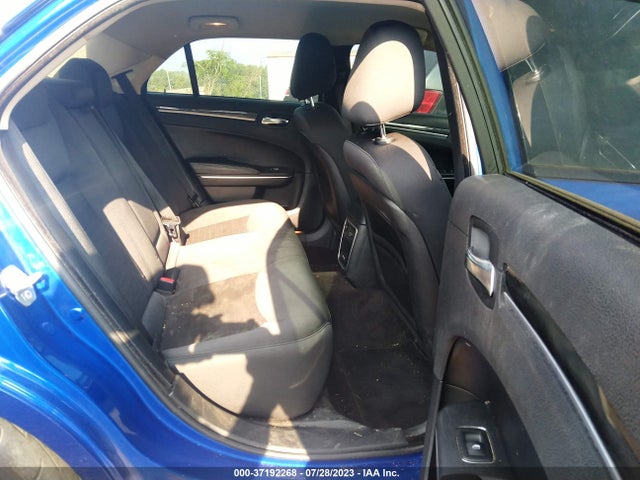 2C3CCAAG4JH265074 Chrysler 300 Touring