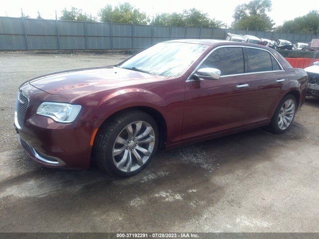 Chrysler 300 Limited 2019 2C3CCAEG2KH585702 Image 2