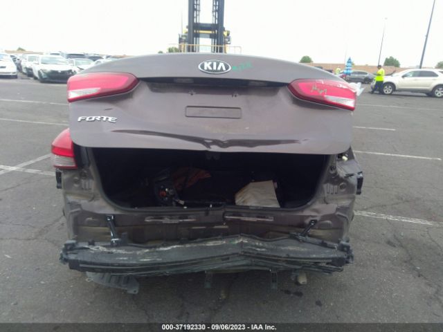 3KPFK4A78HE078326 KIA FORTE LX