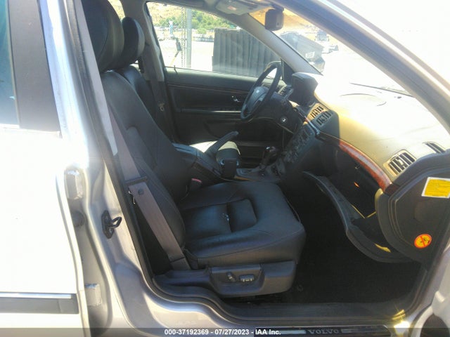 2001 VOLVO S80 VIN: YV1TS94D111152383