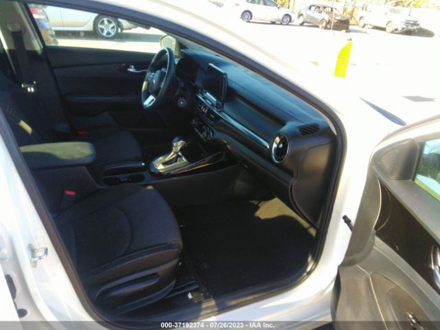 3KPF34AD9KE021949 KIA FORTE S