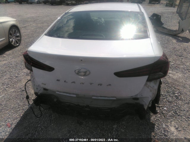 Hyundai ELANTRA SE 2019 5NPD74LF6KH421635 Image 8
