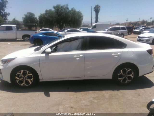 3KPF24AD0KE071013 KIA Forte Lxs