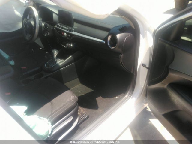 3KPF24AD0KE071013 KIA Forte Lxs