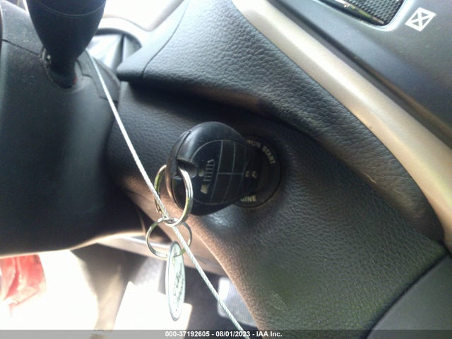 1C4PJLCB8EW288624 Jeep Cherokee Latitude