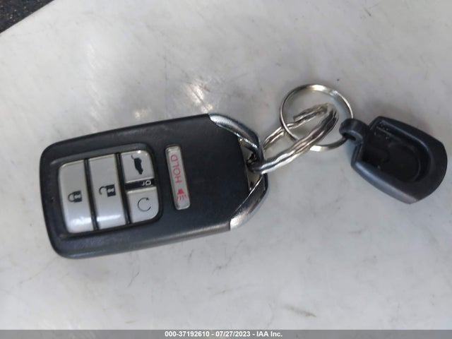 Honda Pilot Touring 2016 5FNYF6H90GB047774 Image 11
