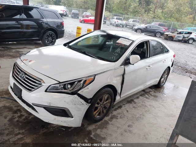 Hyundai SONATA SE 2017 5NPE24AFXHH523163 Image 4