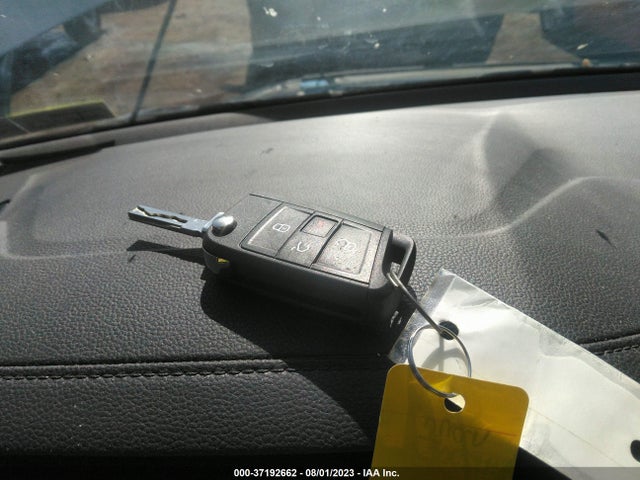 3VWCM7BU2NM005907 Volkswagen JETTA S