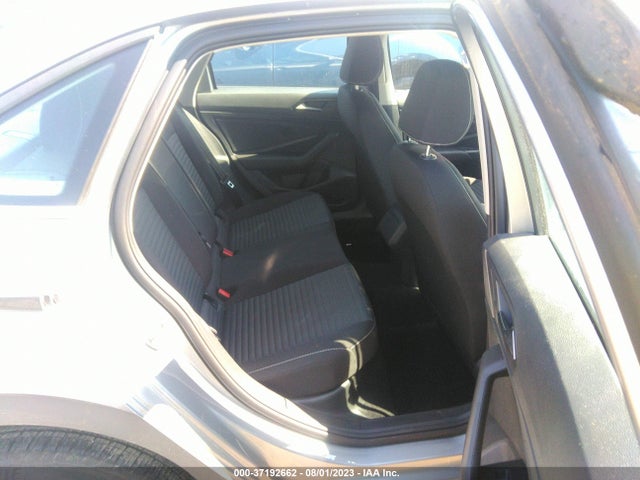 3VWCM7BU2NM005907 Volkswagen JETTA S