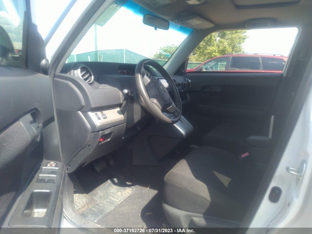 2008 SCION XB VIN: JTLKE50E181035076