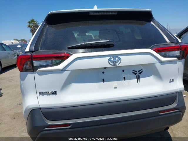 Toyota RAV4 LE 2020 2T3H1RFVXLW102039 Image 9