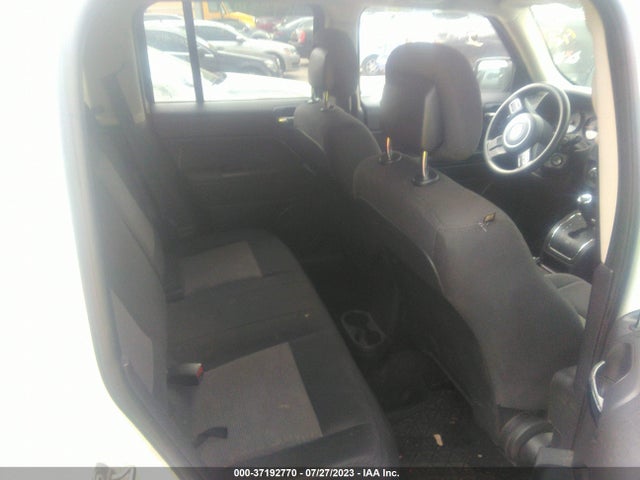 1C4NJPBA7ED814342 Jeep Patriot Altitude