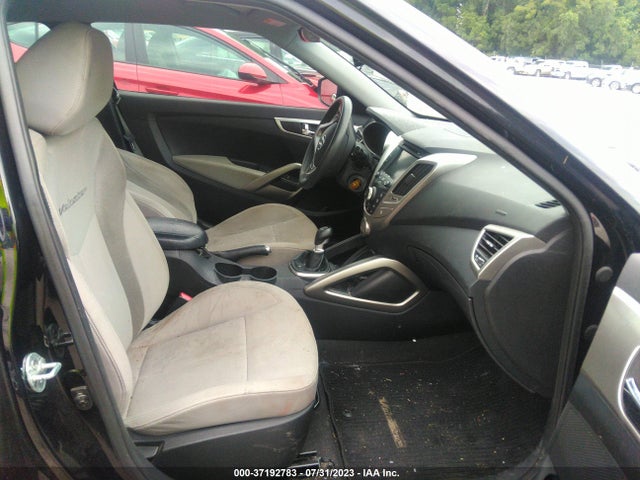 2013 HYUNDAI VELOSTER W/GRAY INT VIN: KMHTC6AD4DU085055