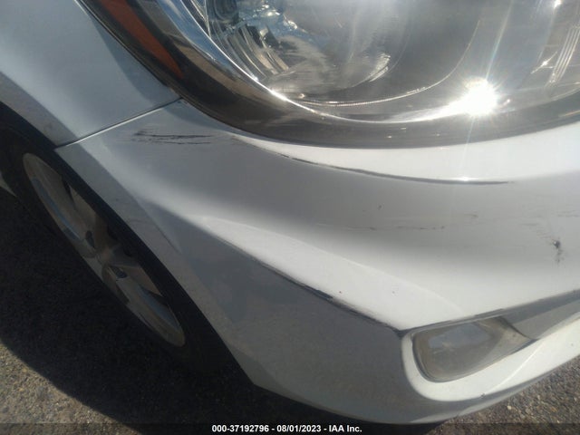 2012 HYUNDAI ACCENT SE VIN: KMHCU5AE4CU043158