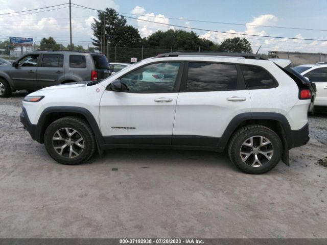 1C4PJMBB3EW128044 Jeep Cherokee Trailhawk