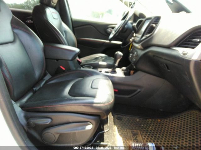 1C4PJMBB3EW128044 Jeep Cherokee Trailhawk