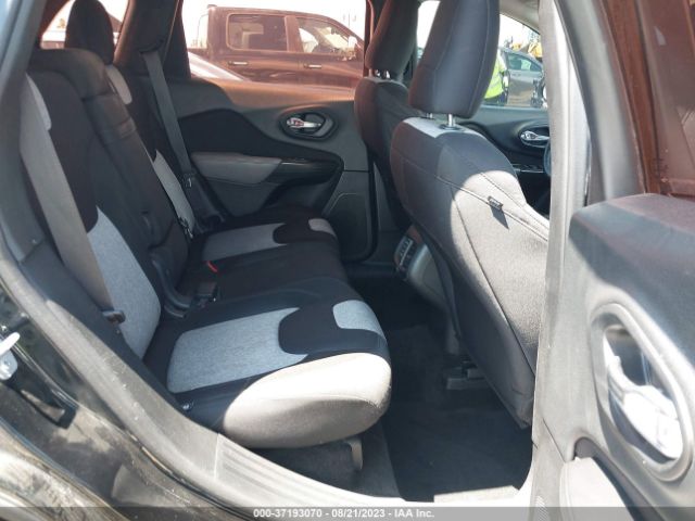 1C4PJLAB8EW314139 Jeep Cherokee Sport
