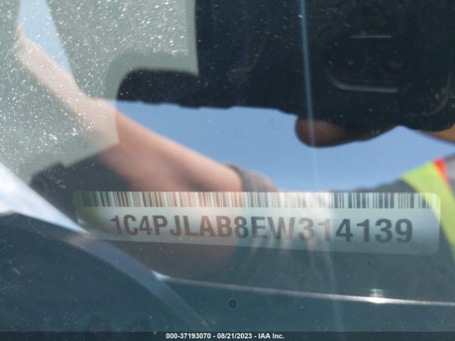 1C4PJLAB8EW314139 Jeep Cherokee Sport