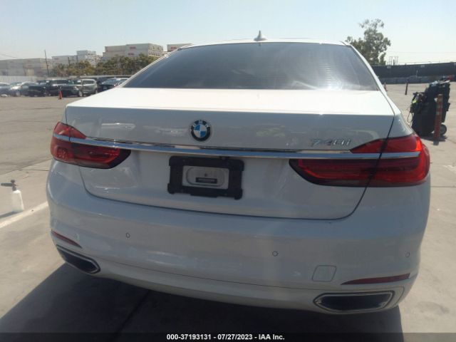 WBA7E2C53KB216576 BMW 7 Series 740i