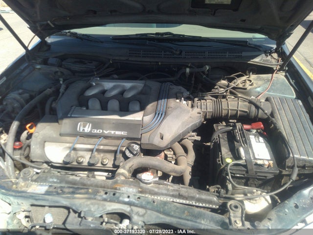 1998 HONDA ACCORD SDN EX VIN: 1HGCG1655WA008391