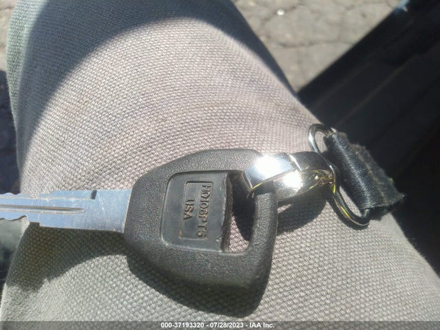 1998 HONDA ACCORD SDN EX VIN: 1HGCG1655WA008391