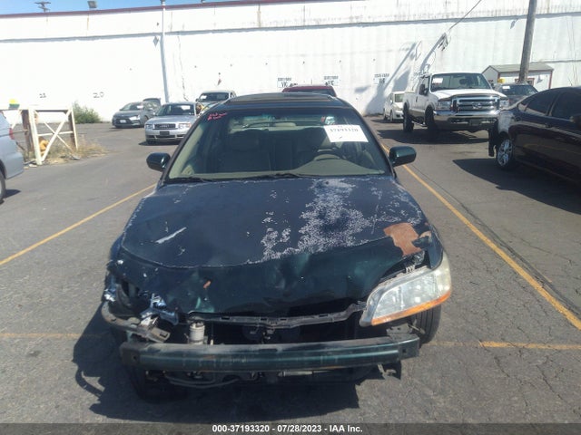 1998 HONDA ACCORD SDN EX VIN: 1HGCG1655WA008391