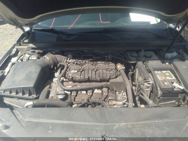 Chevrolet IMPALA LT 2017 1G1105S32HU166462 Image 16