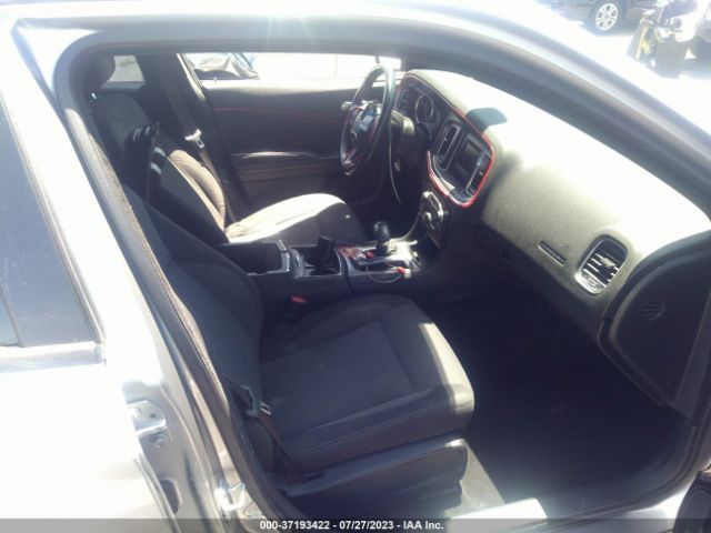 2C3CDXBG2FH840391 Dodge Charger Se