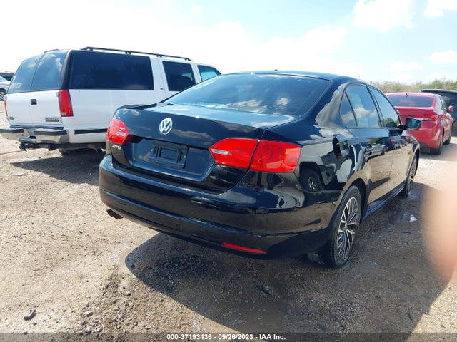 3VW2K7AJXEM440814 Volkswagen Jetta Sedan S