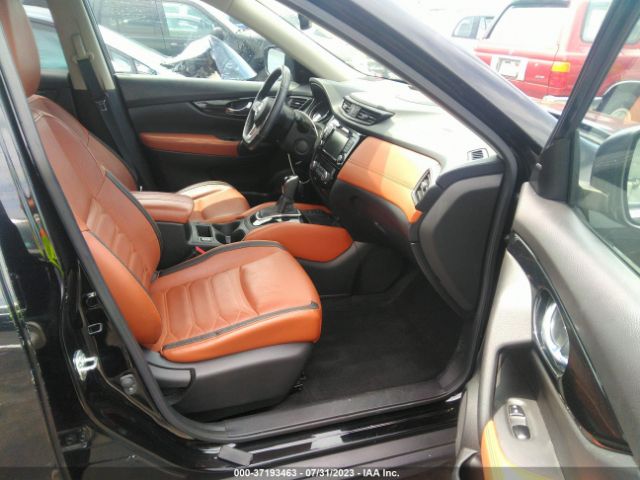 JN8AT2MT7JW467527 Nissan Rogue Sl