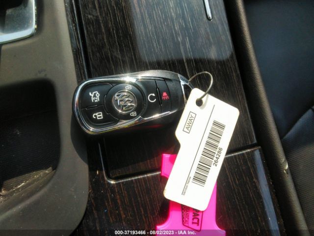 1G4ZR5SS8JU144443 Buick Lacrosse Premium
