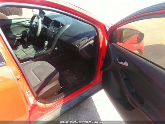 1FADP3F22FL243684 Ford FOCUS SE