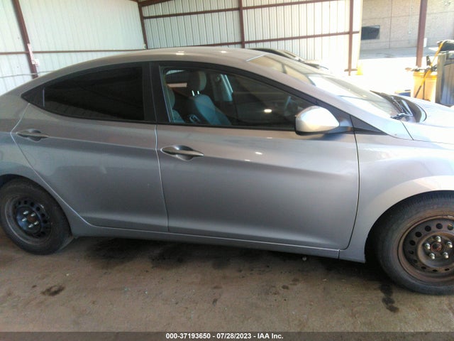 Hyundai Elantra 2016 5NPDH4AE4GH699545 Image 24