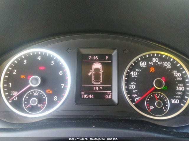 WVGBV7AX6HK025916 Volkswagen TIGUAN