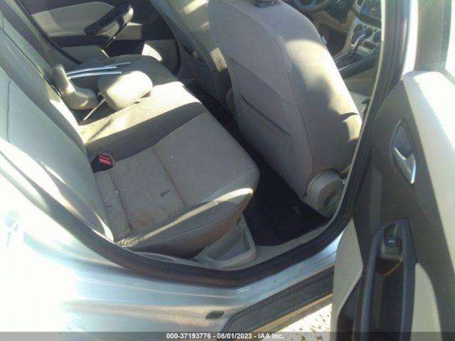1FADP3F27EL414427 Ford FOCUS SE