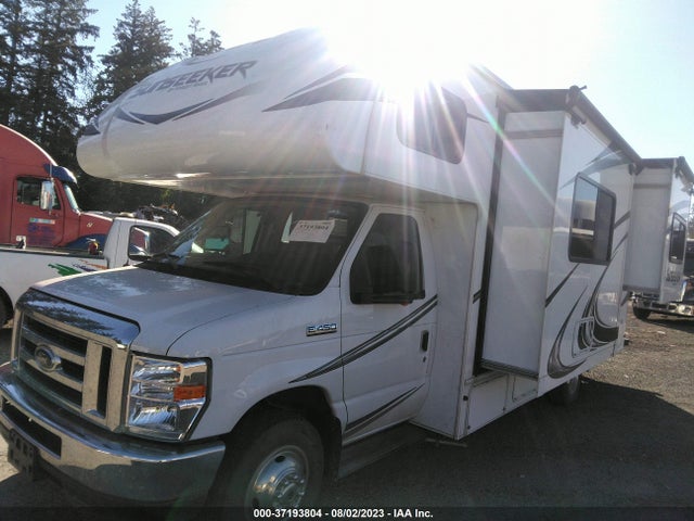 2018 Ford E-Series, VIN: 1FDXE4FS4JDC40271