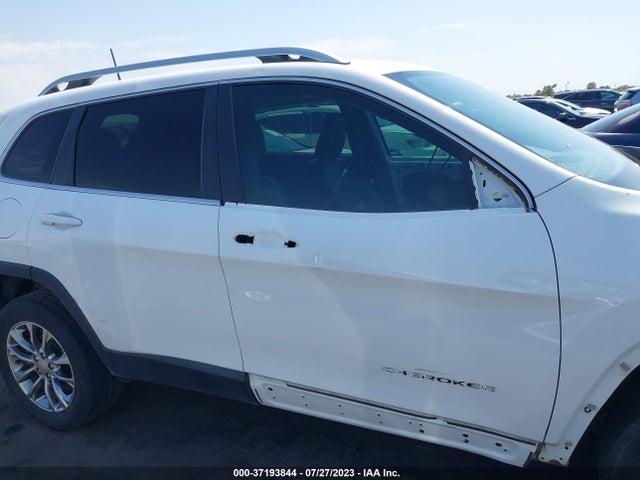 2019 JEEP CHEROKEE LATITUDE PLUS FWD VIN: 1C4PJLLBXKD202656