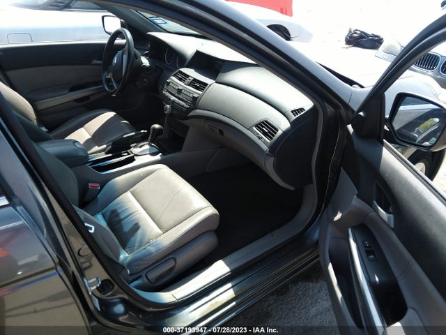 2009 HONDA ACCORD SDN EX-L VIN: JHMCP268X9C003001
