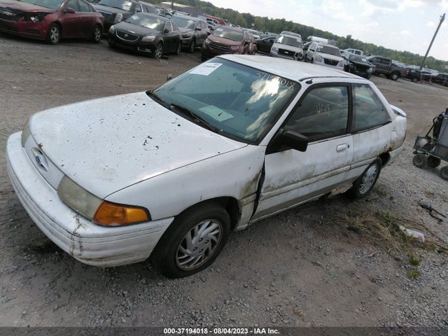 1996 FORD ESCORT LX VIN: 3FASP11JXTR152508