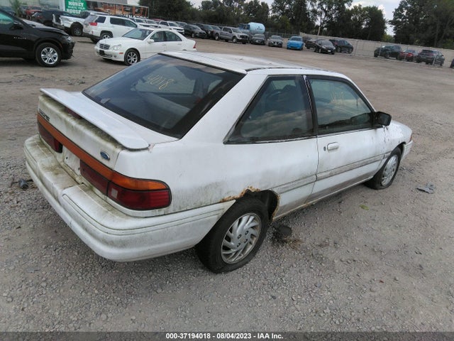 1996 FORD ESCORT LX VIN: 3FASP11JXTR152508