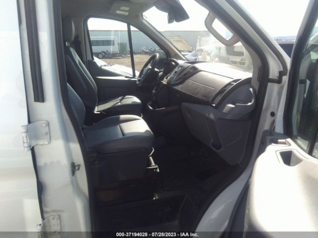 1FTYE1ZM9HKA27438 Ford TRANSIT VAN