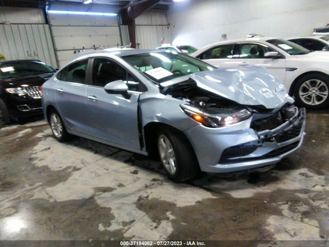 2018 1G1BE5SM9J7152707 main image