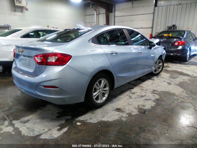 Chevrolet CRUZE LT 2018 1G1BE5SM9J7152707 Image 4