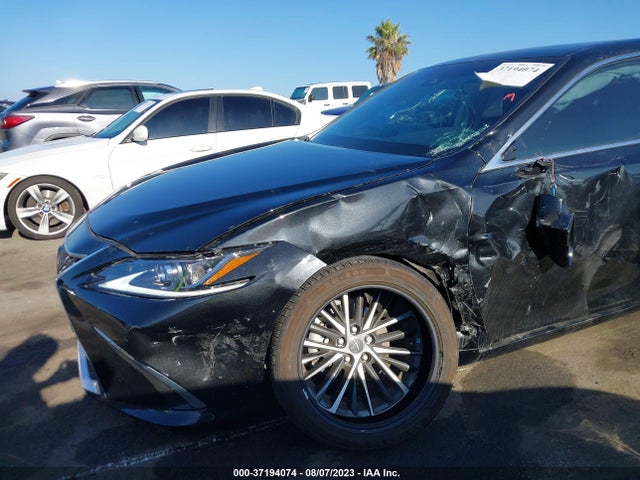 58ADZ1B17NU136777 Lexus Es Es 350