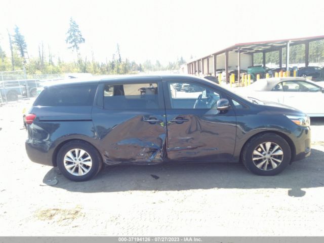 KNDMB5C1XH6221689 KIA SEDONA LX