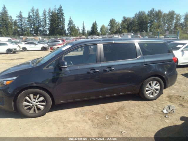 KNDMB5C1XH6221689 KIA SEDONA LX