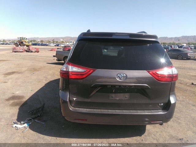 Toyota SIENNA LE 2015 5TDKK3DC3FS573604 Image 8
