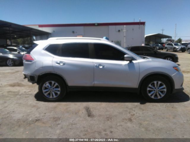 KNMAT2MT8GP713273 Nissan ROGUE SV